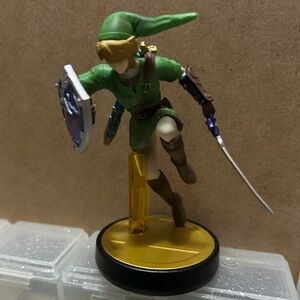 Amiibo Link Legend of Zelda Ocarina Super Smash Bros. Nintendo Figure
